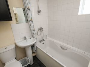 Photo 7- click for photo gallery